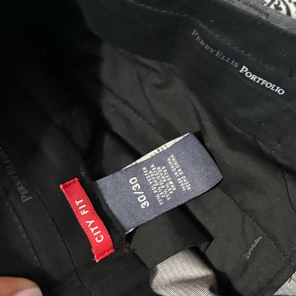 Perry Ellis pants - Picture 7 of 7